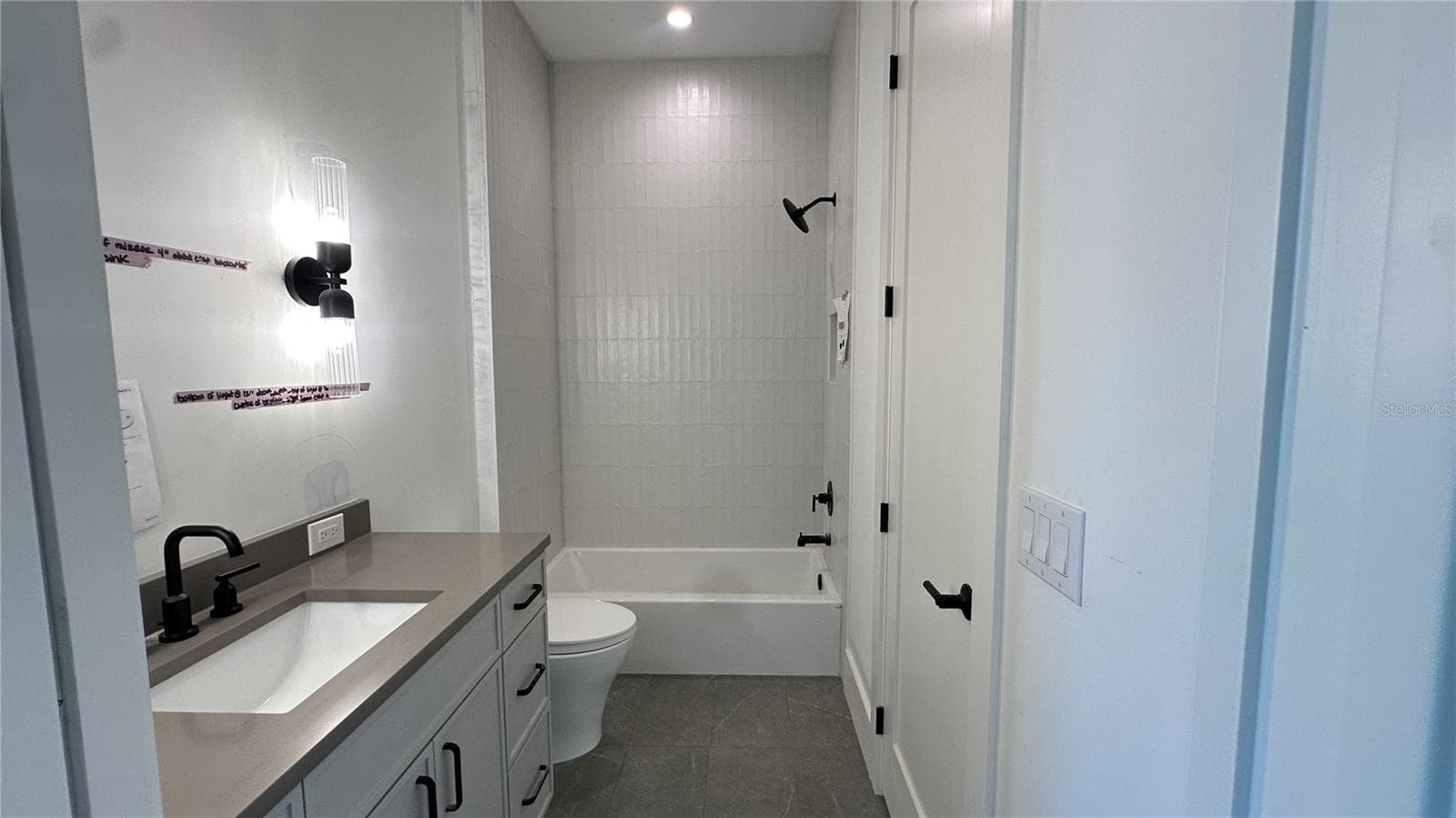 Second floor bathroom #2 - 4629 W LONGFELLOW AVE, TAMPA