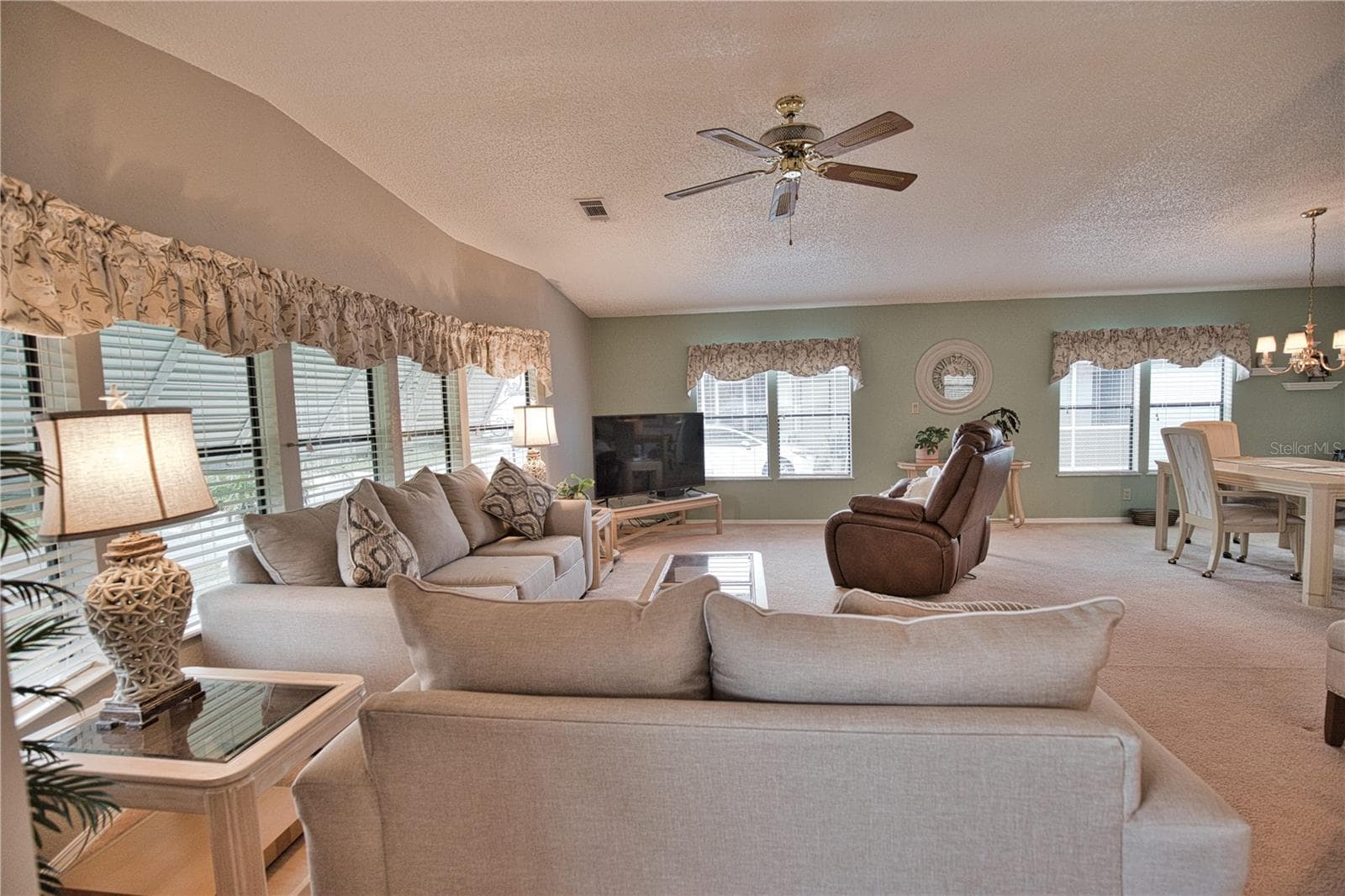 Manufactured Home at 223 HIBISCO DR, NORTH PORT, photo 11 of 36