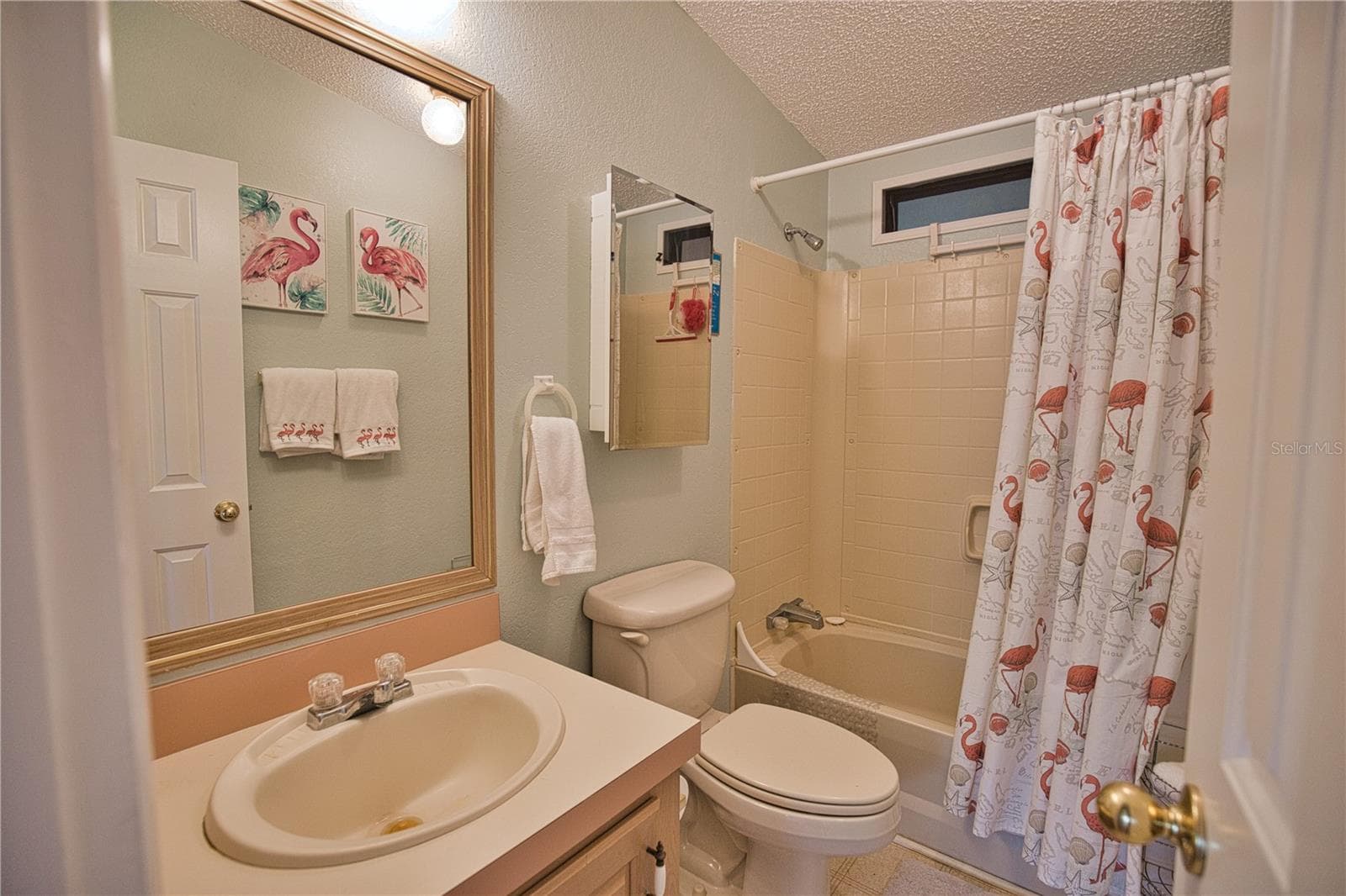 Manufactured Home at 223 HIBISCO DR, NORTH PORT, photo 27 of 36
