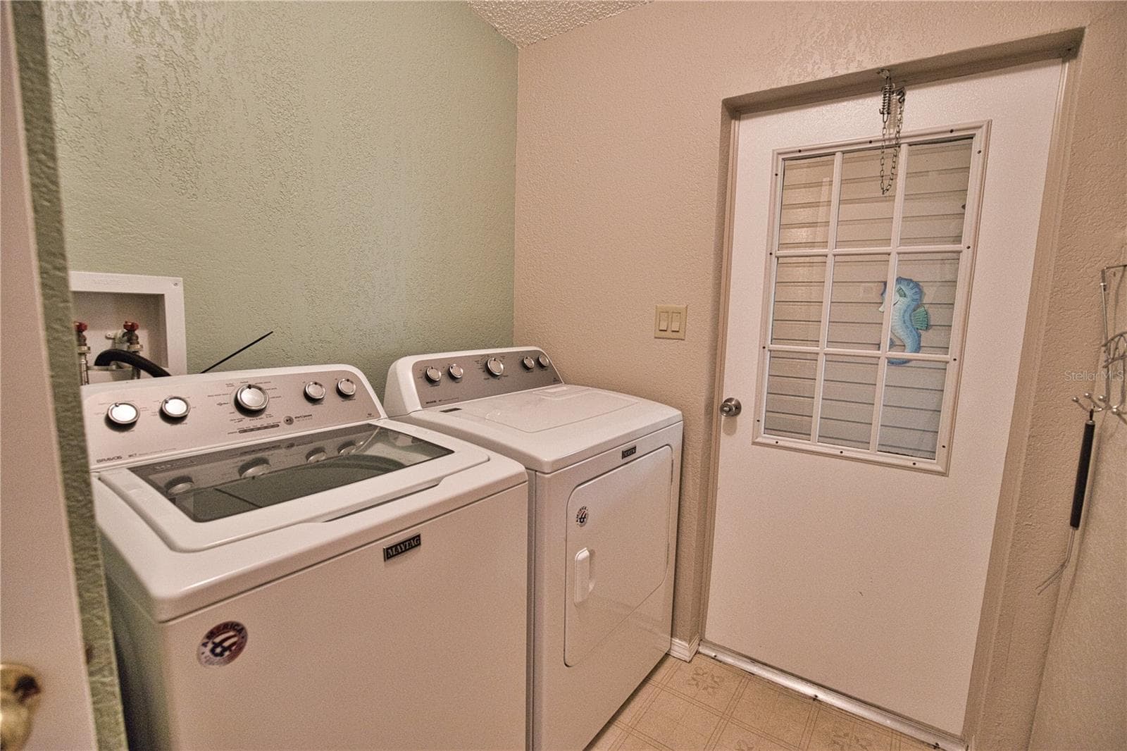 Manufactured Home at 223 HIBISCO DR, NORTH PORT, photo 28 of 36
