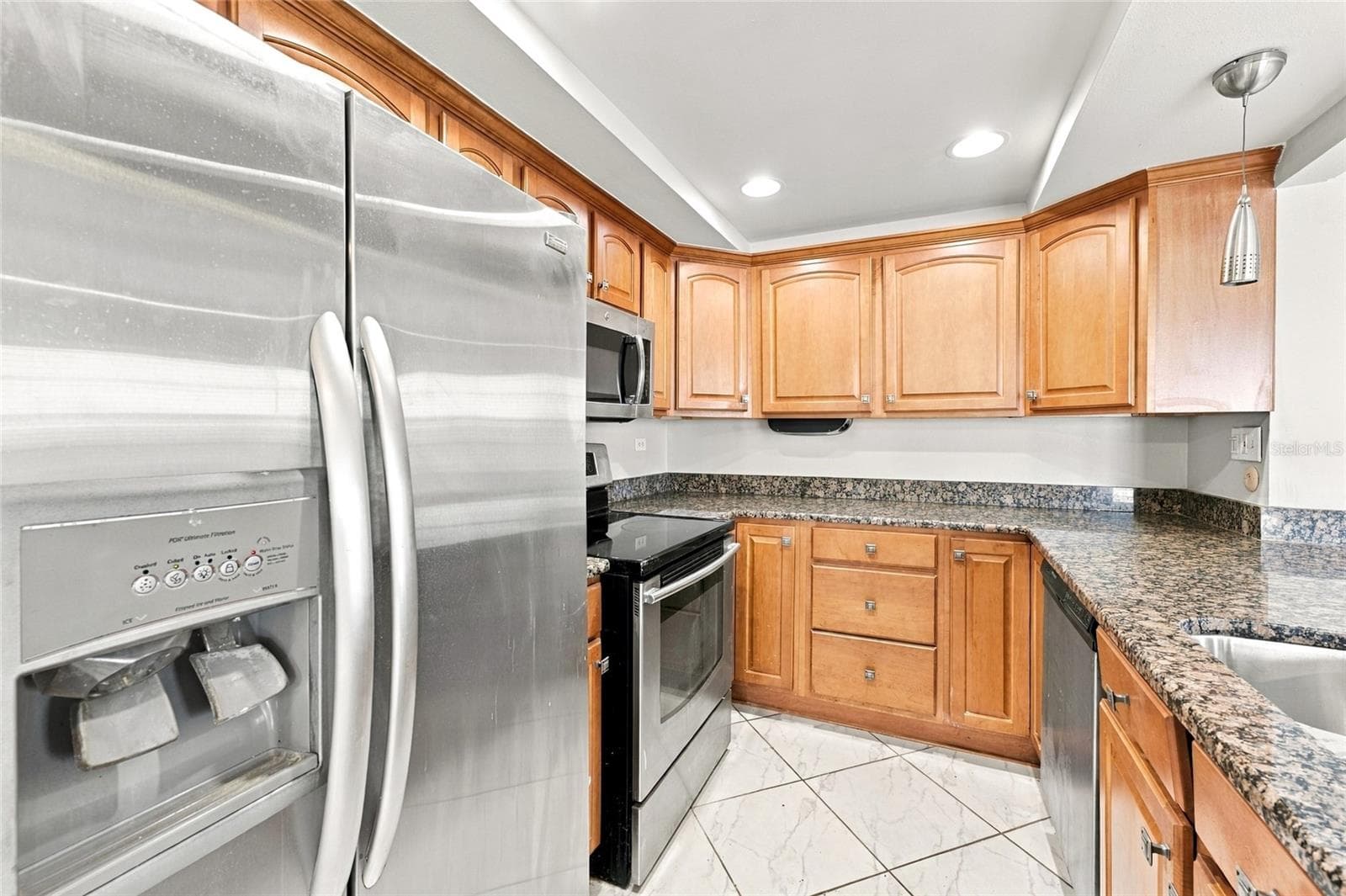 Condominium at 10142 SEMINOLE ISLAND DR, LARGO, photo 21 of 50