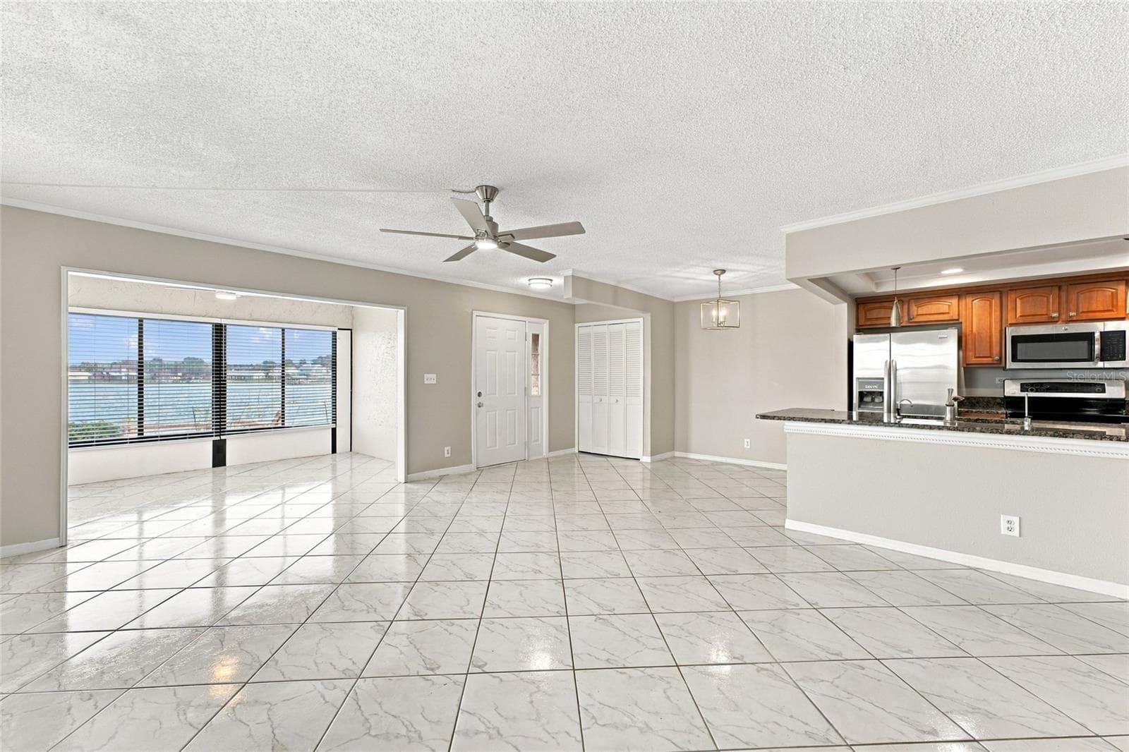 Condominium at 10142 SEMINOLE ISLAND DR, LARGO, photo 24 of 50