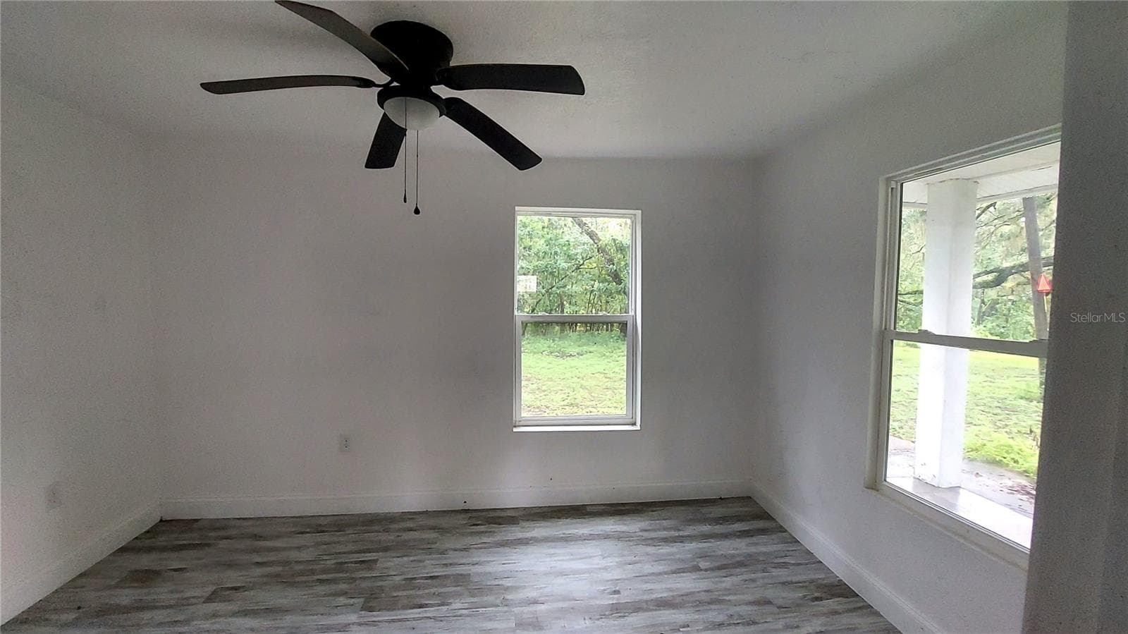 Single Family Residence at 314 HENDRICKS AVE, BROOKSVILLE, photo 6 of 15