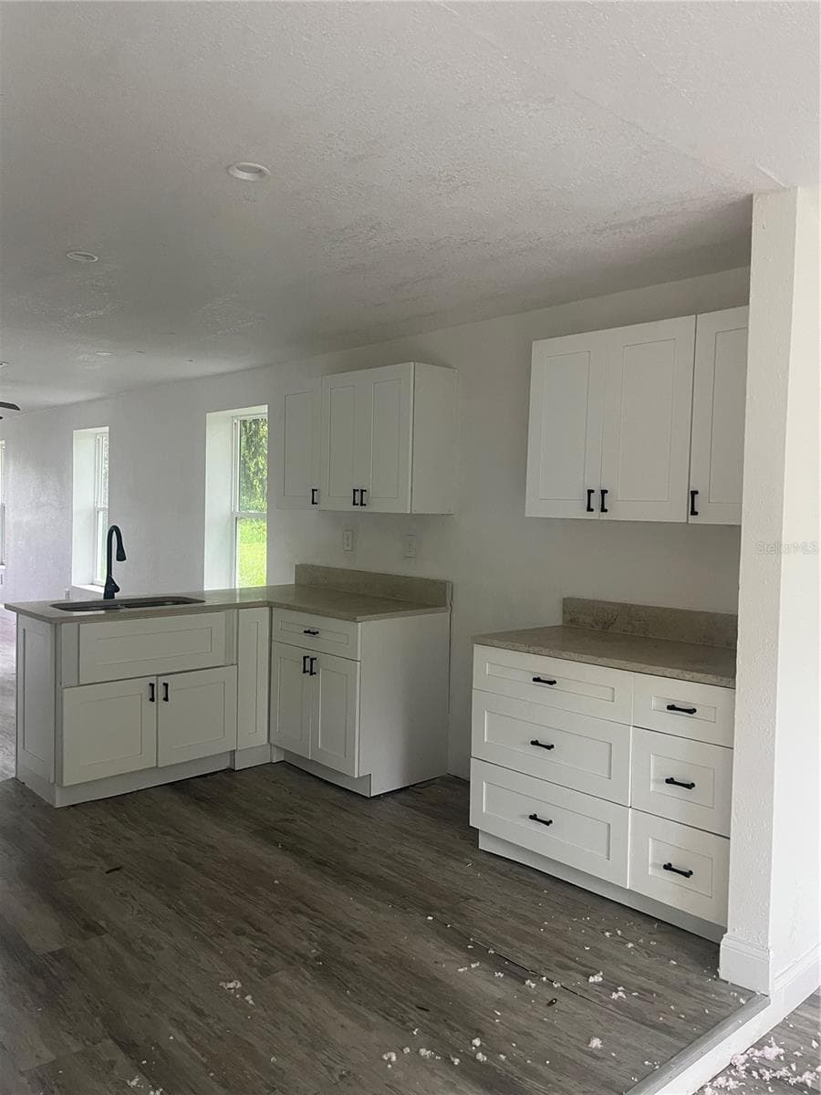 Single Family Residence at 314 HENDRICKS AVE, BROOKSVILLE, photo 7 of 15