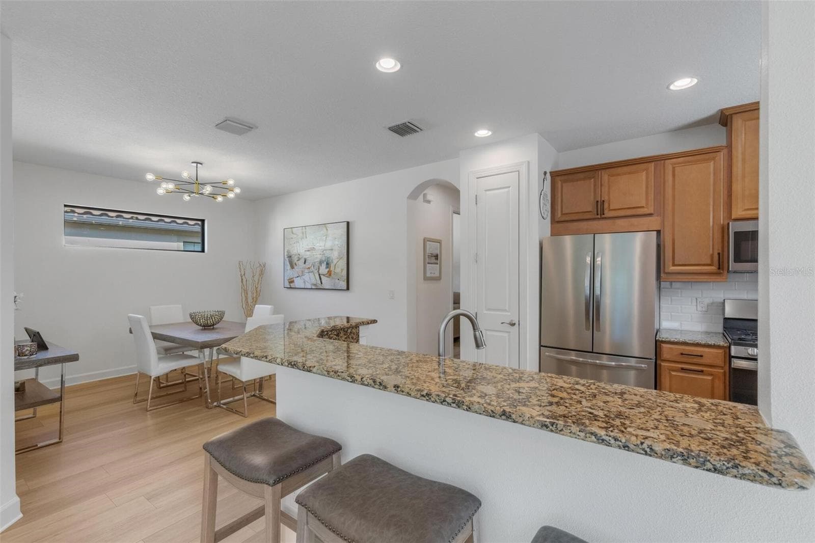 Single Family Residence at 8413 ALBERATA VISTA DR, TAMPA, photo 64 of 163