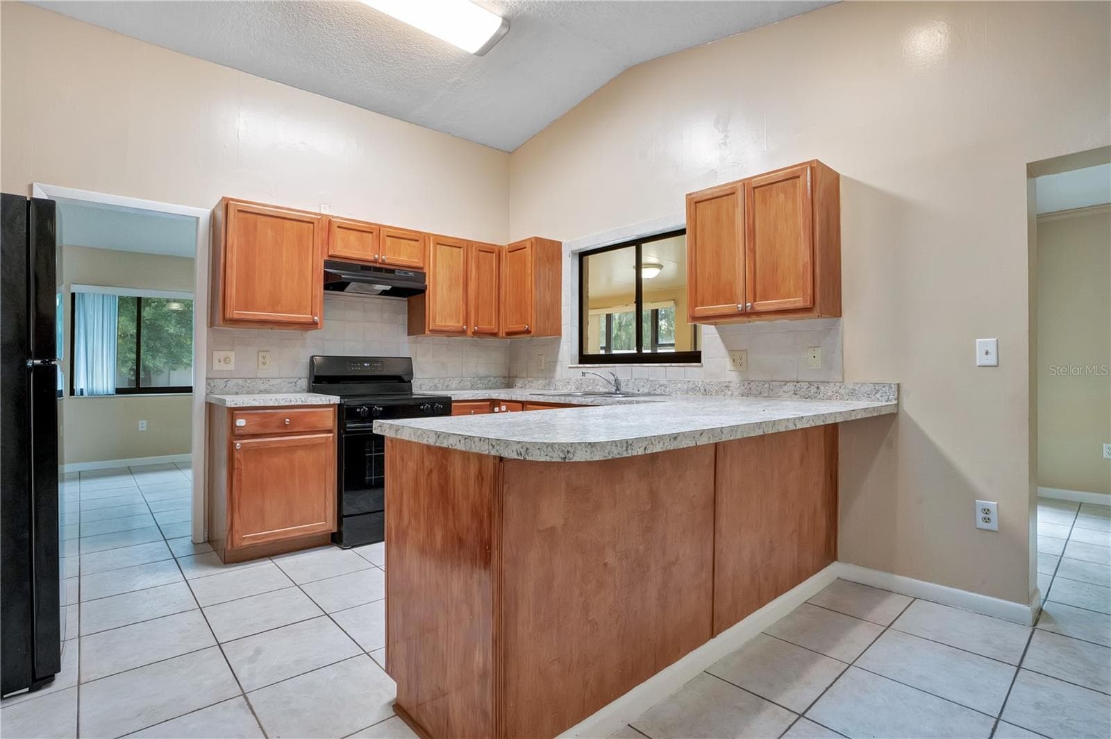 Single Family Residence at 8422 MARGARITA DR, ORLANDO, photo 16 of 47