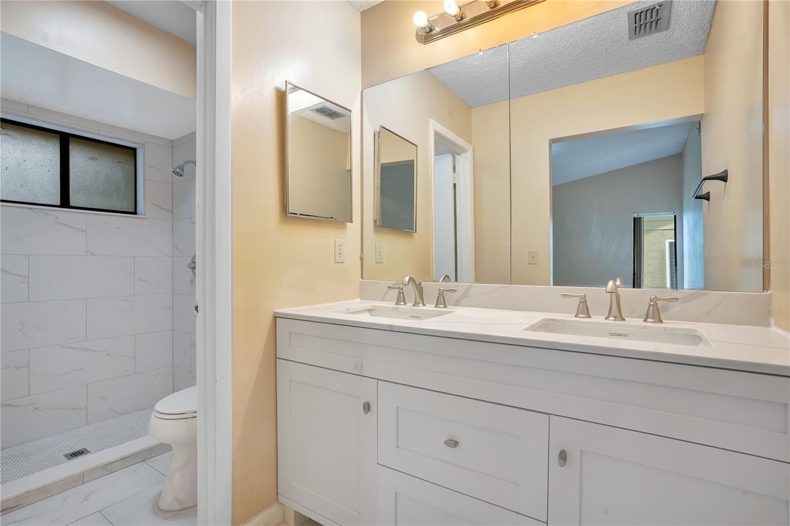 Single Family Residence at 8422 MARGARITA DR, ORLANDO, photo 23 of 47