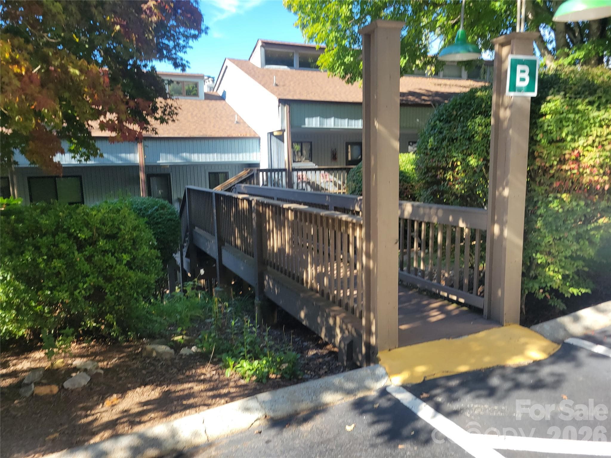 87 Willow Road