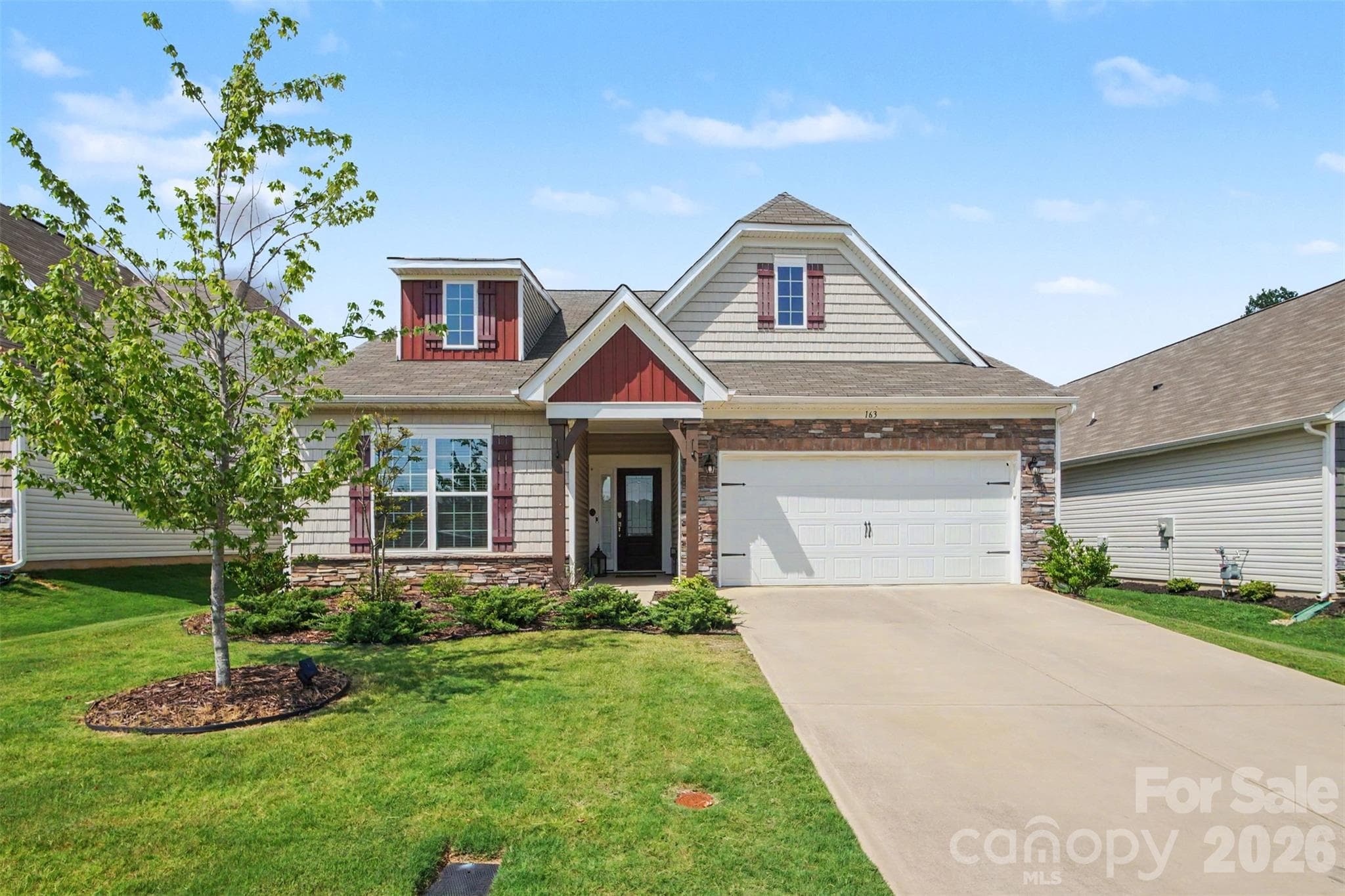 Single Family Residence at 163 Abersham Drive, Mooresville, photo 2 of 36