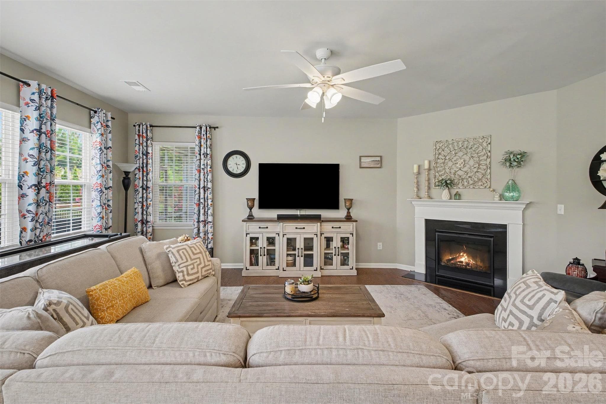 Single Family Residence at 163 Abersham Drive, Mooresville, photo 3 of 36