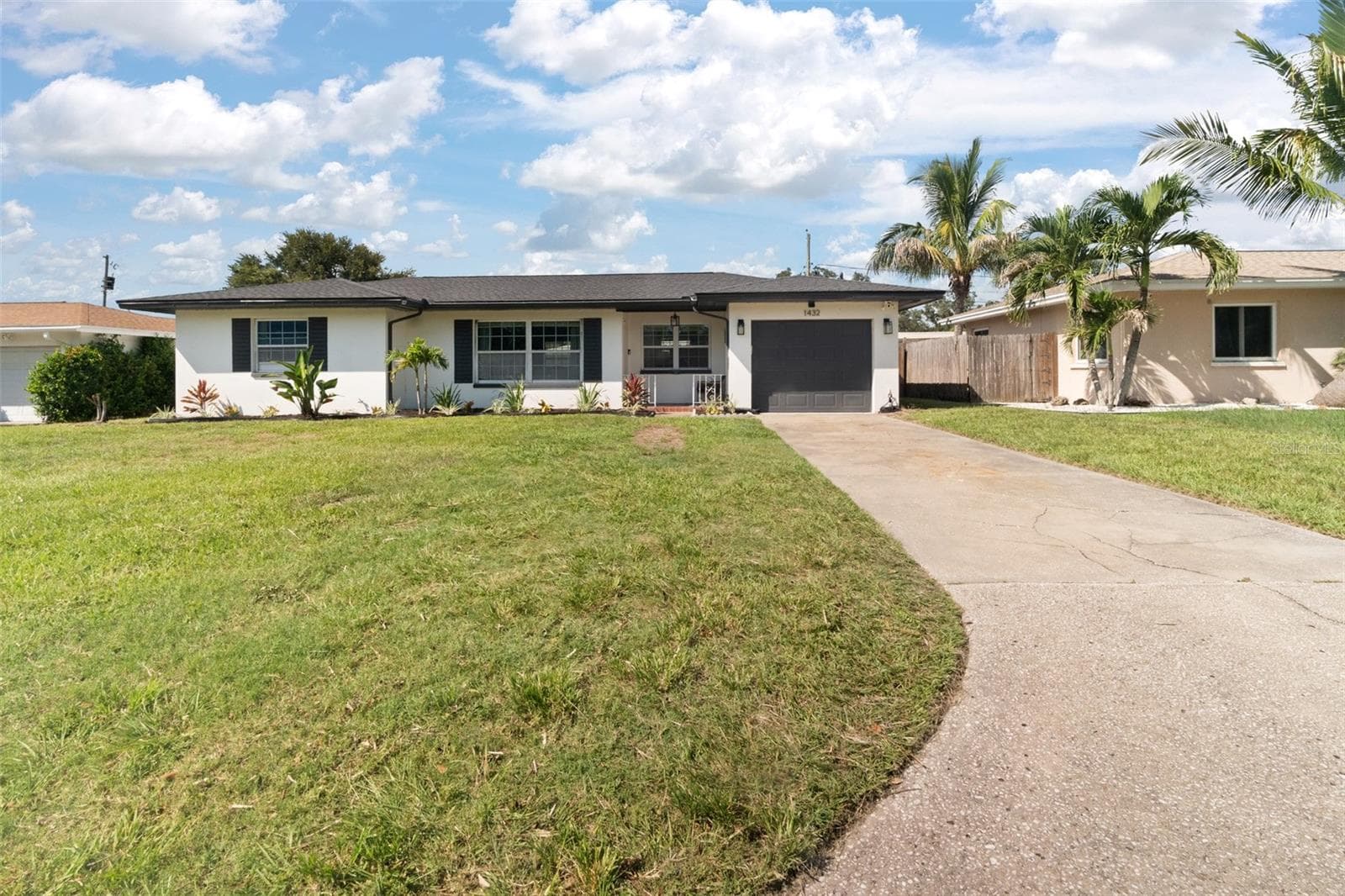 Single Family Residence at 1432 LIME ST, CLEARWATER, photo 2 of 59