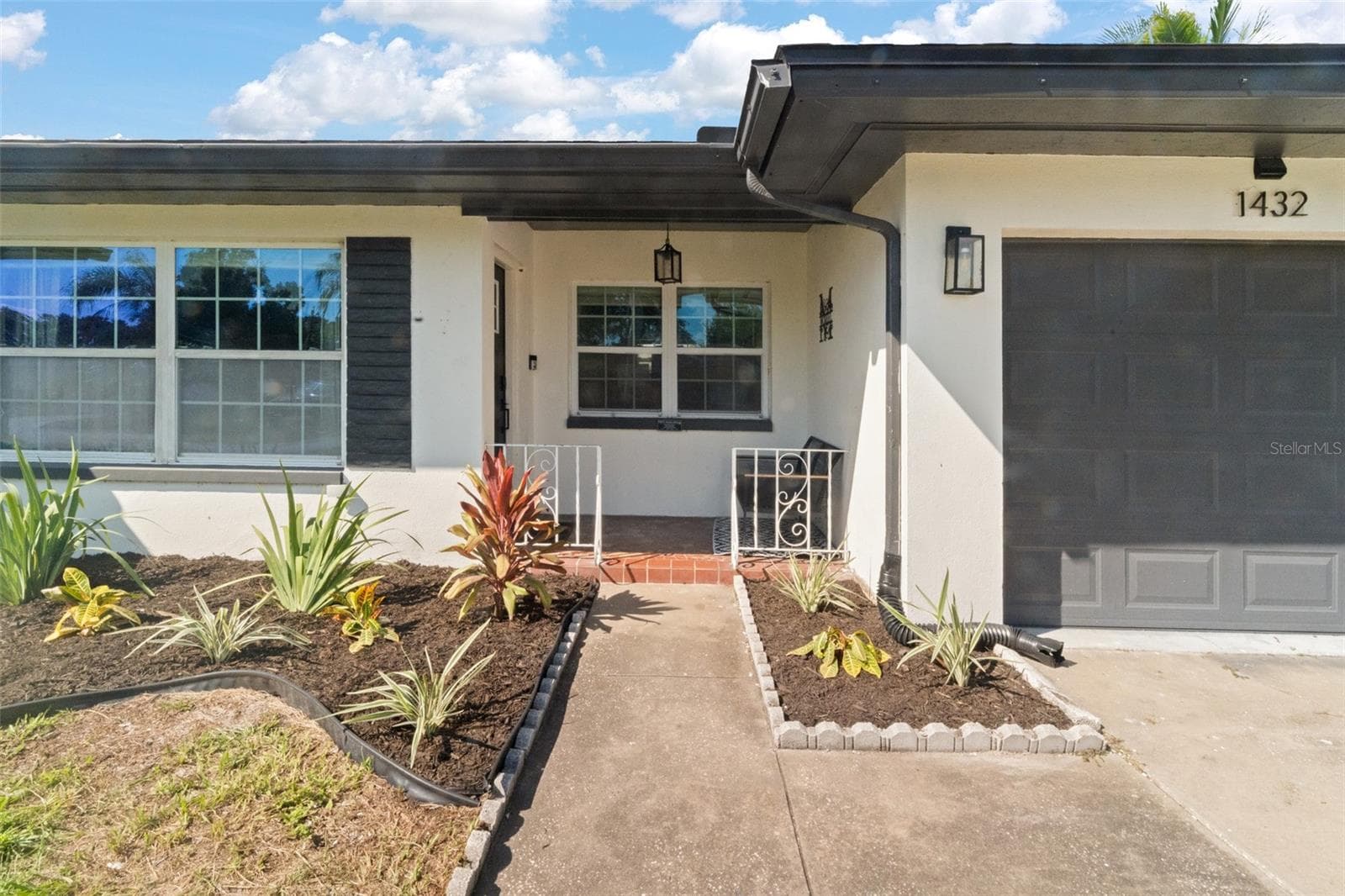 Single Family Residence at 1432 LIME ST, CLEARWATER, photo 7 of 59