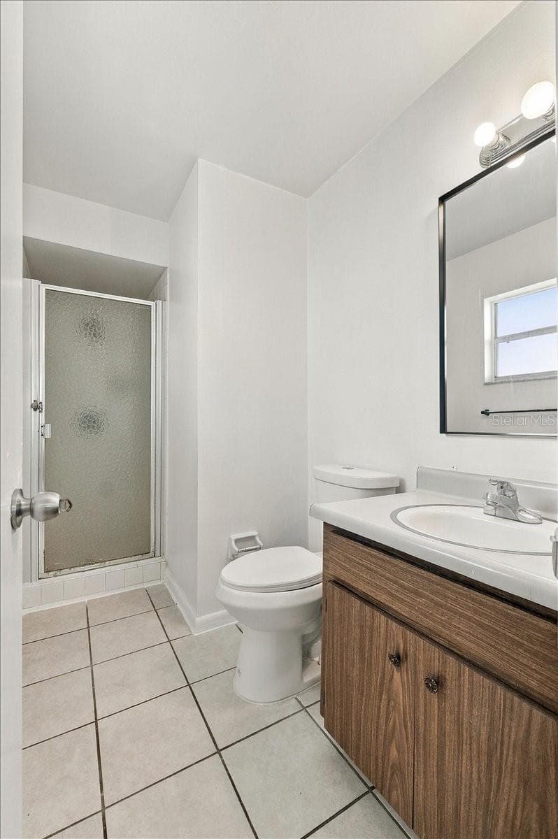 Single Family Residence at 422 DUCHESS DR, LAKELAND, photo 14 of 39