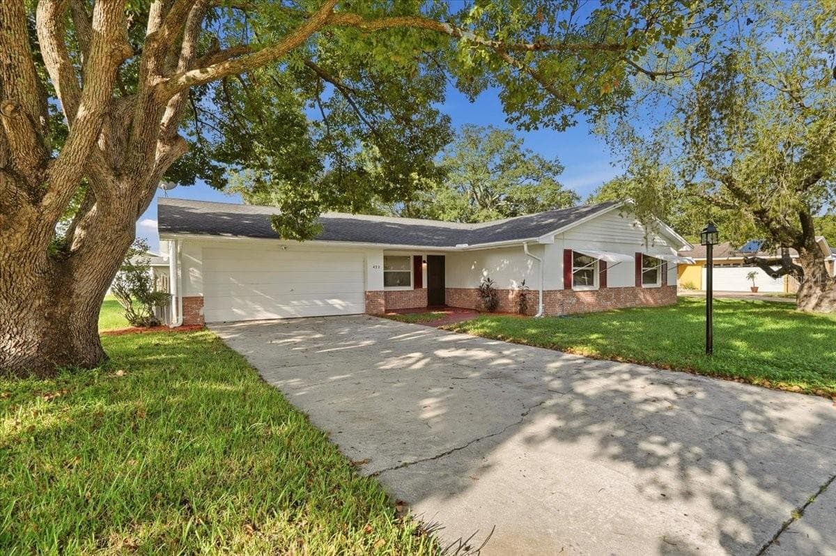 Single Family Residence at 422 DUCHESS DR, LAKELAND, photo 27 of 39