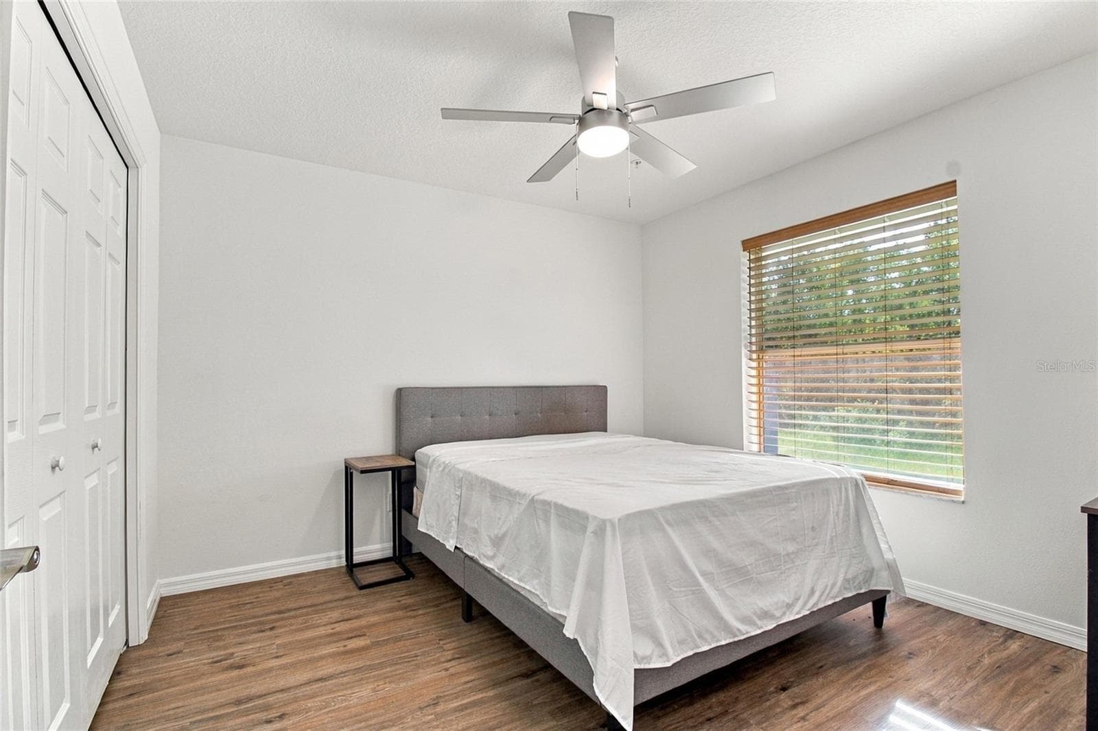 Condominium at 2537 6TH AVE E #E, BRADENTON, photo 21 of 34