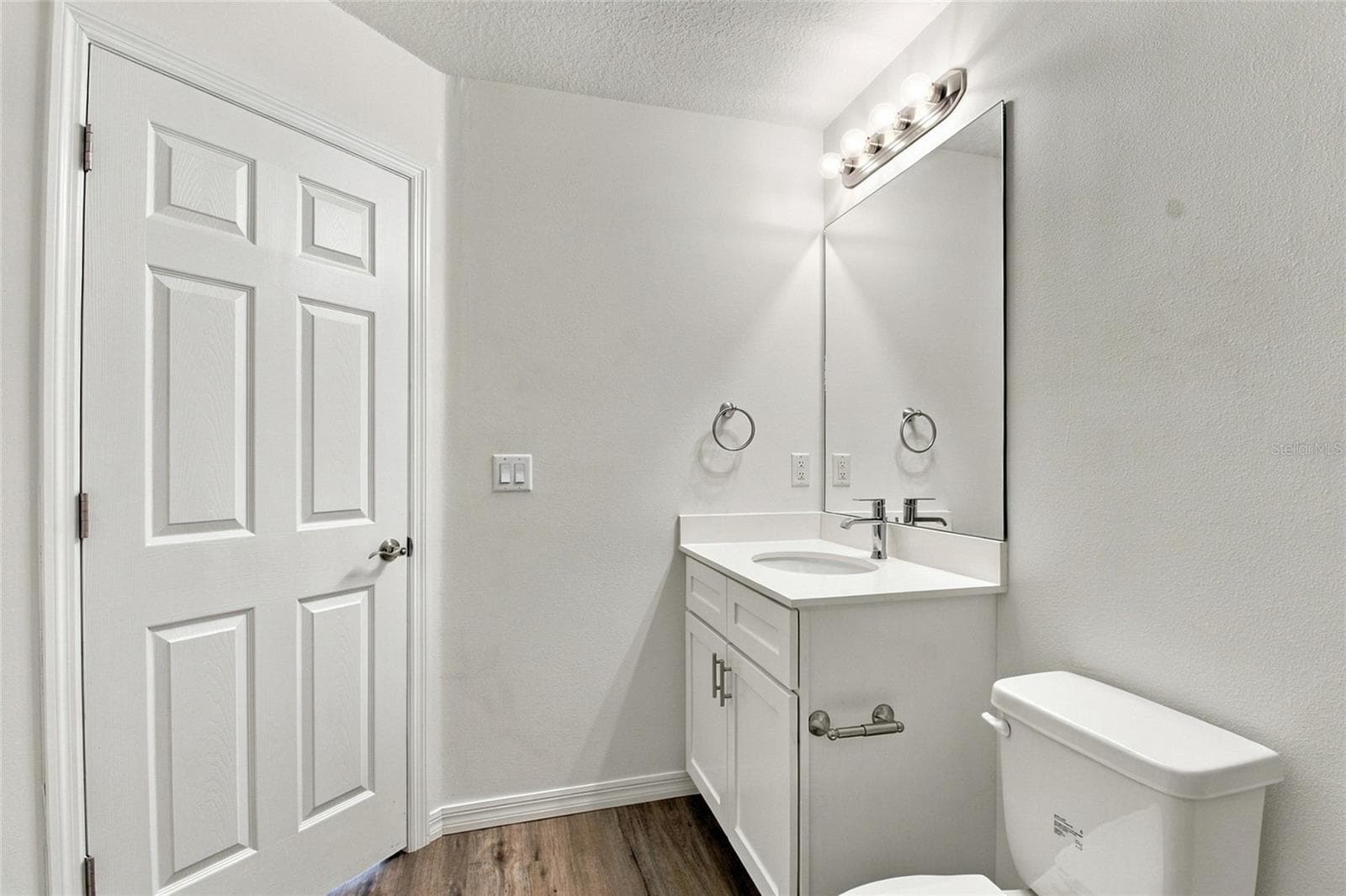 Condominium at 2537 6TH AVE E #E, BRADENTON, photo 25 of 34
