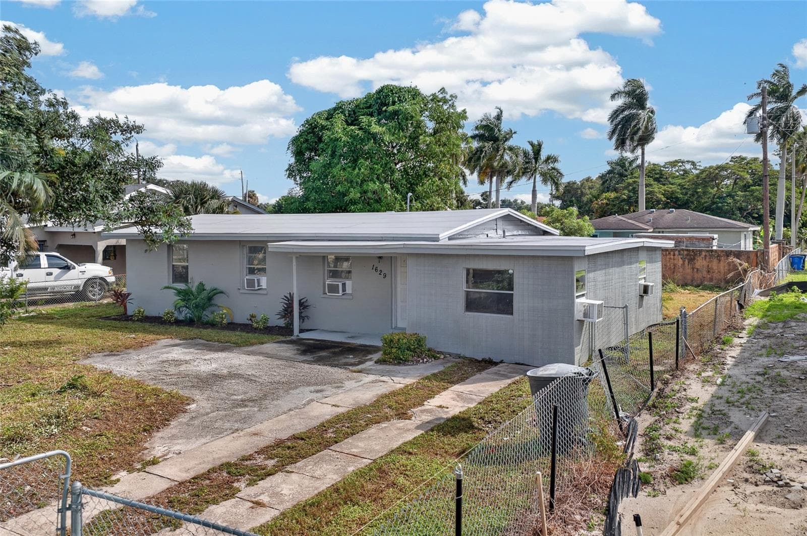 Single Family Residence at 1629 PAWNEE ST, FORT MYERS, photo 27 of 36