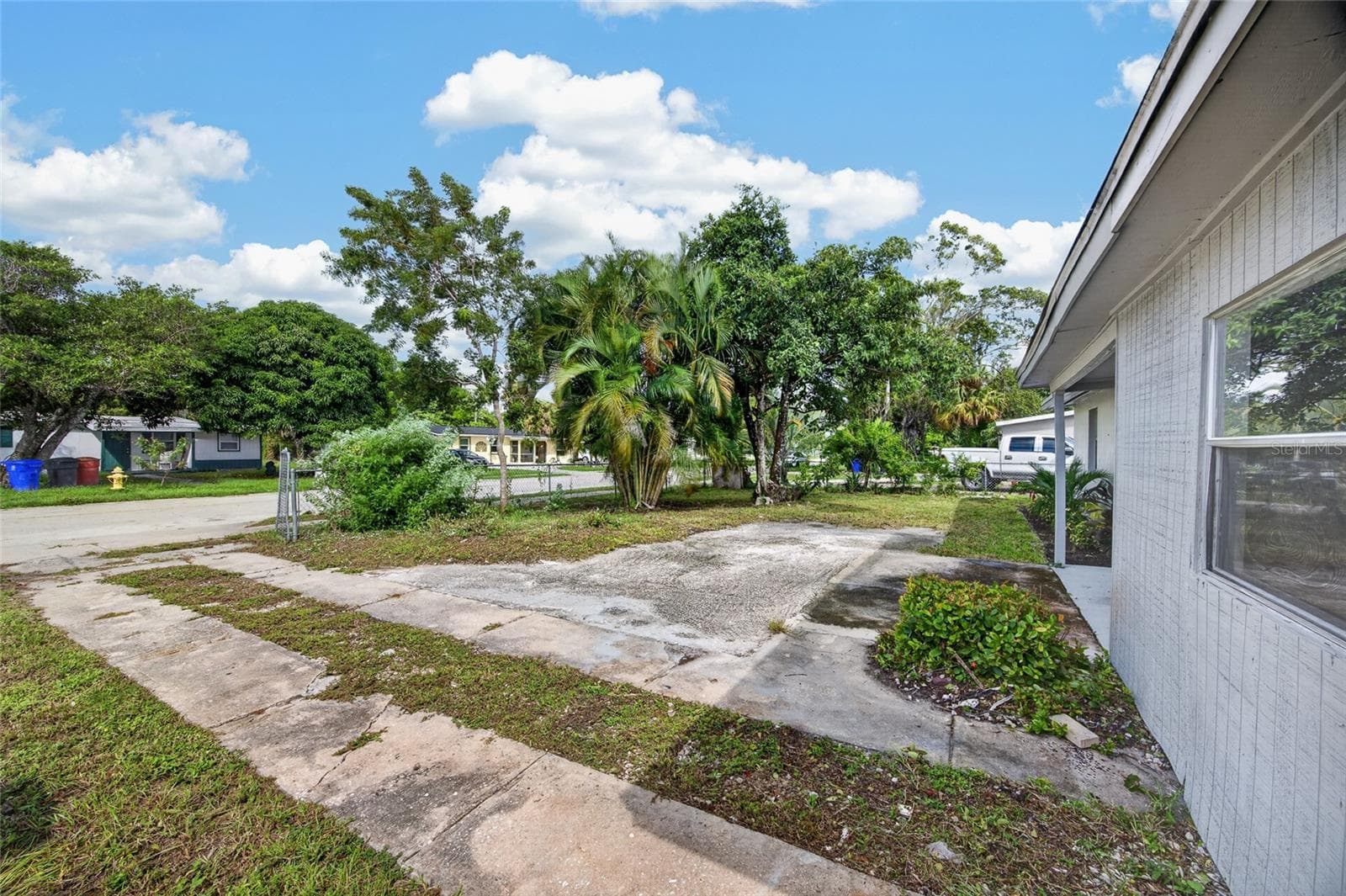 Single Family Residence at 1629 PAWNEE ST, FORT MYERS, photo 28 of 36