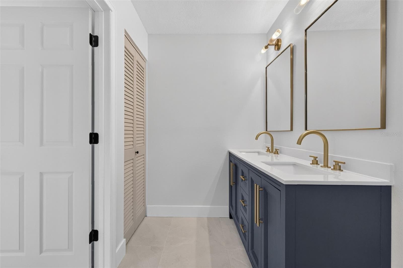 Single Family Residence at 2219 WINTER WOODS BLVD, WINTER PARK, photo 15 of 23