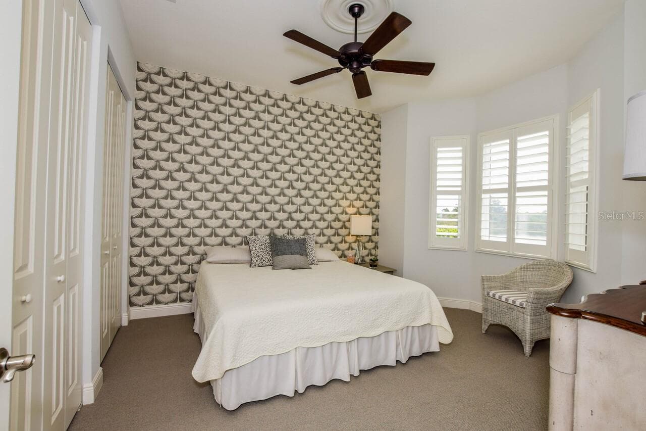 Single Family Residence at 1580 LANCASHIRE DR, VENICE, photo 34 of 75