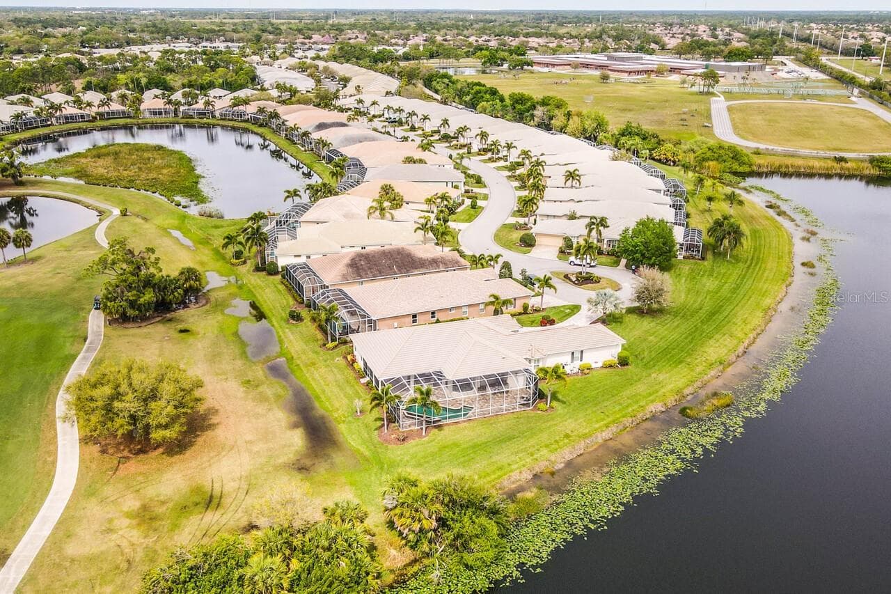 Aerial - 1580 LANCASHIRE DR, VENICE