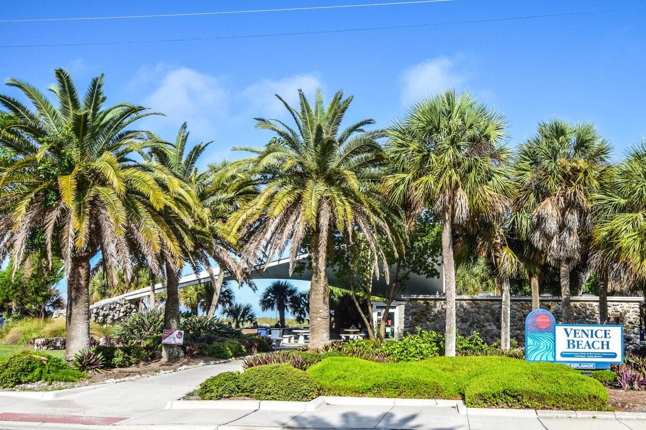 Venice Beach - 1580 LANCASHIRE DR, VENICE