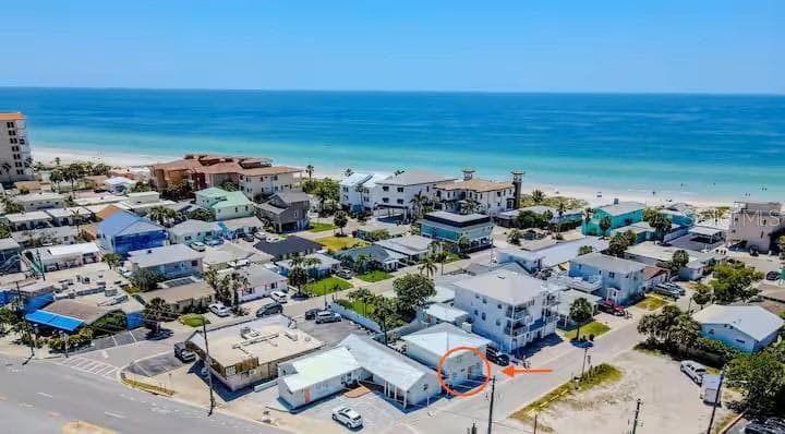PERFECT RETREAT, WEDDING, FAMILY REUNIONS. - 122 CORAL AVE, REDINGTON SHORES