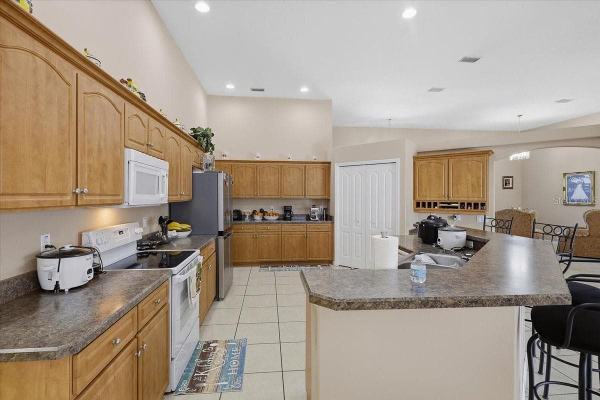 Single Family Residence at 22 BASSETT LN, PALM COAST, photo 16 of 58