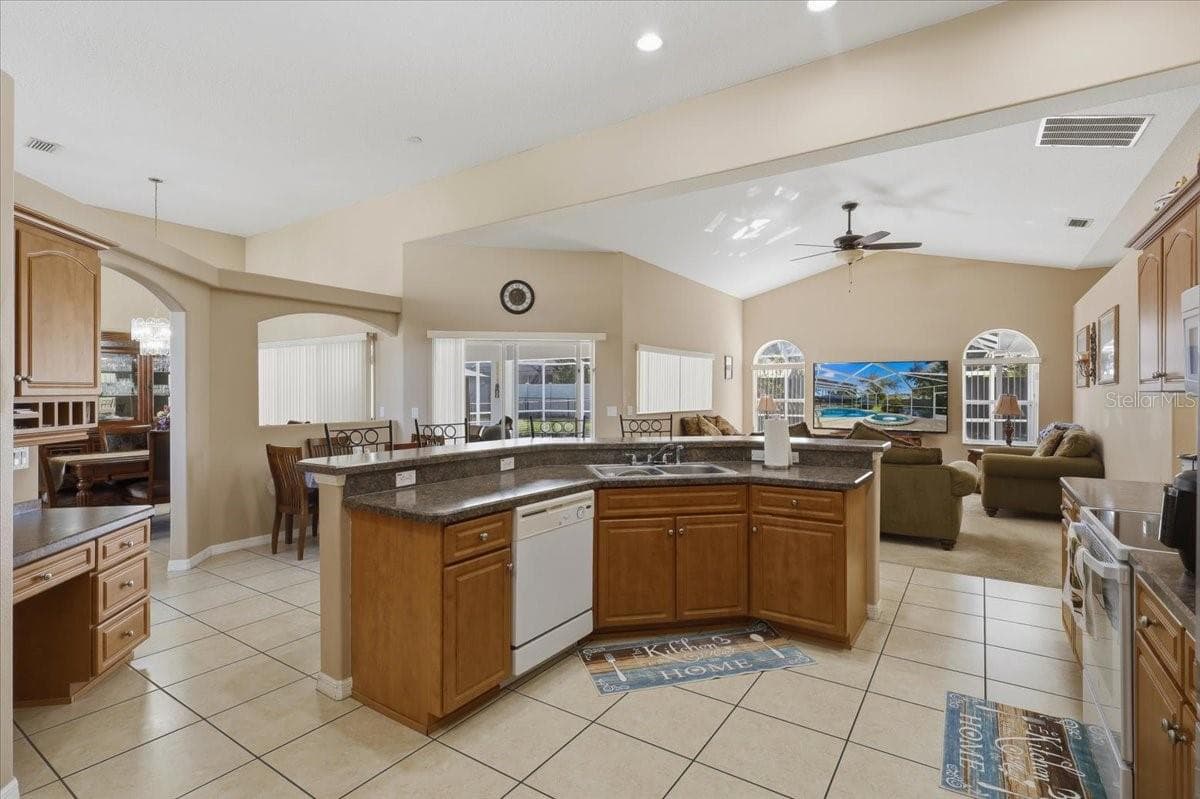 Single Family Residence at 22 BASSETT LN, PALM COAST, photo 18 of 58