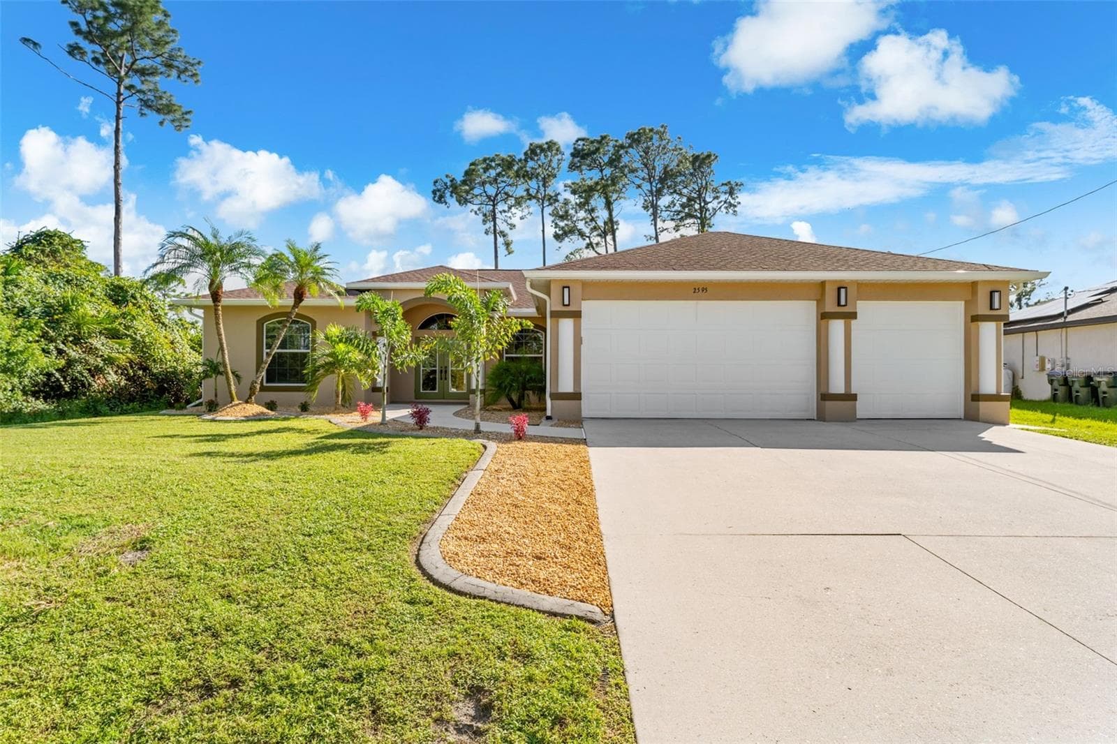 Single Family Residence at 2595 ROLLING RD, NORTH PORT, photo 2 of 46