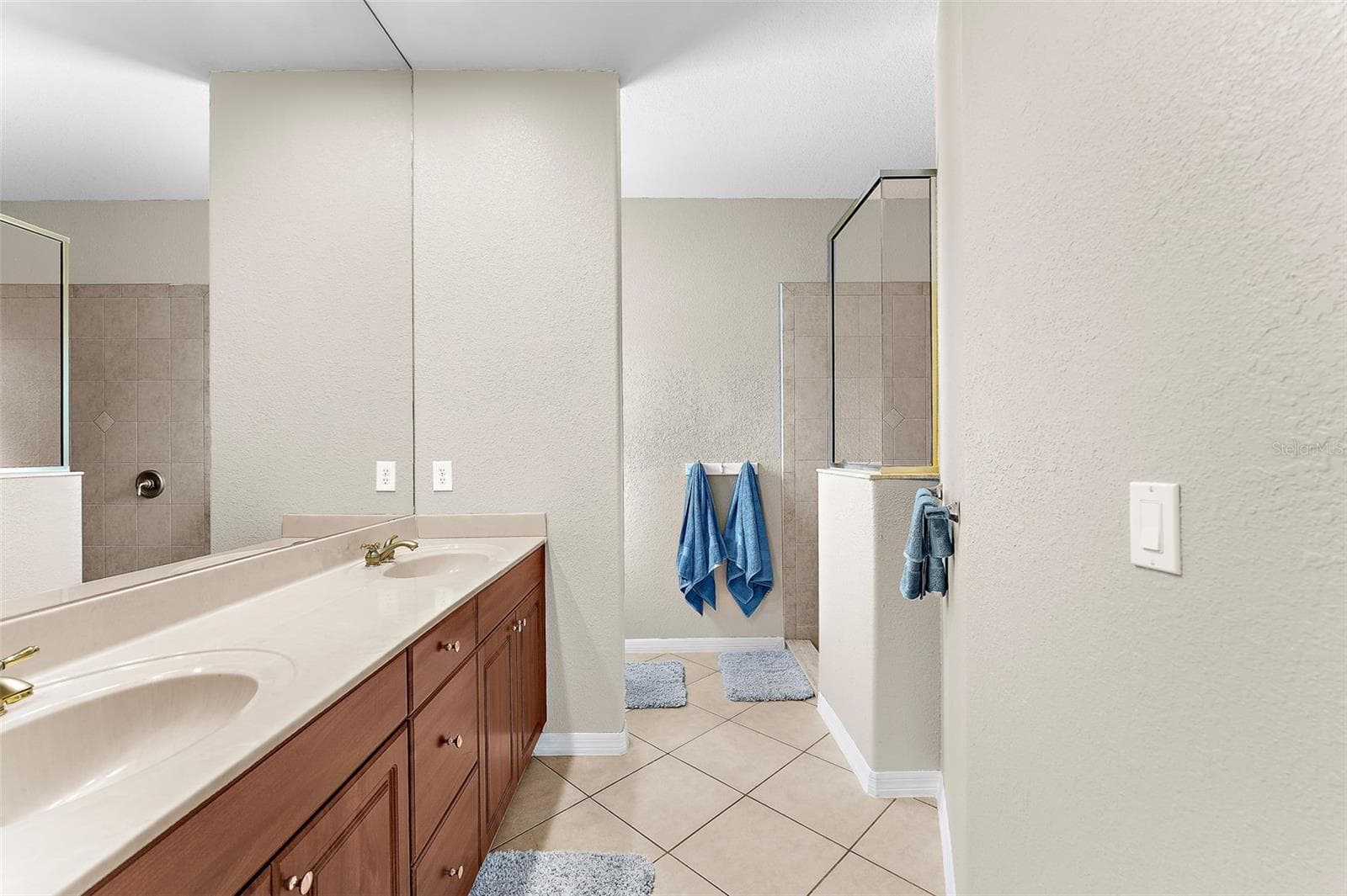 Primary bathroom - 2595 ROLLING RD, NORTH PORT