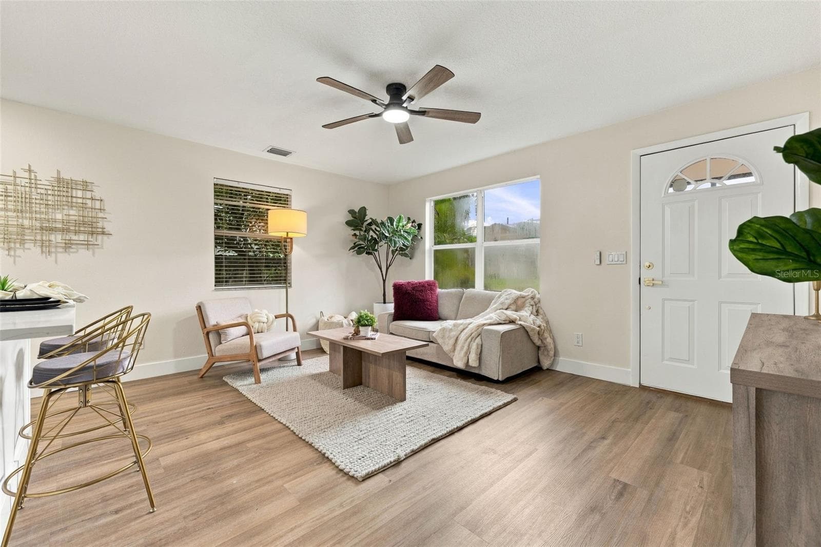 Single Family Residence at 4818 2ND AVE N, ST PETERSBURG, photo 3 of 30