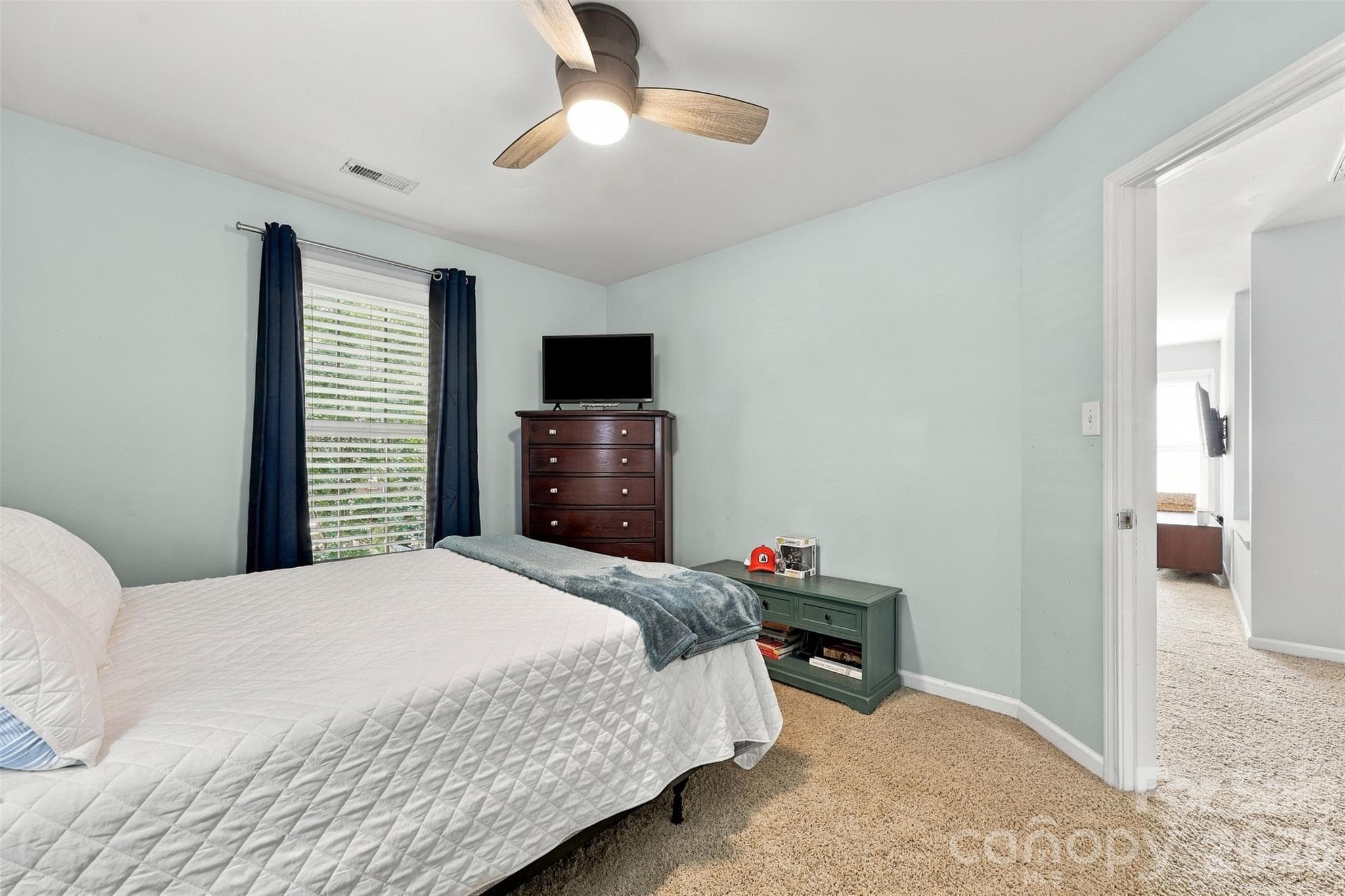 Single Family Residence at 15502 Tolliver Drive, Charlotte, photo 24 of 48