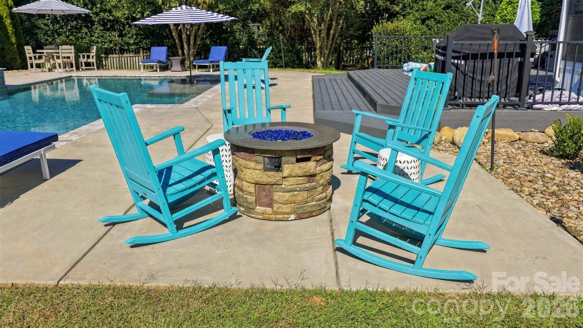 Single Family Residence at 15502 Tolliver Drive, Charlotte, photo 34 of 48