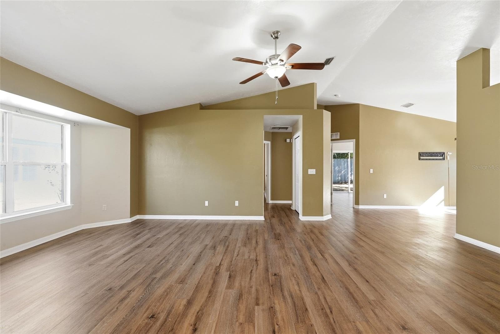 Single Family Residence at 7208 NW 121ST AVE, ALACHUA, photo 7 of 25