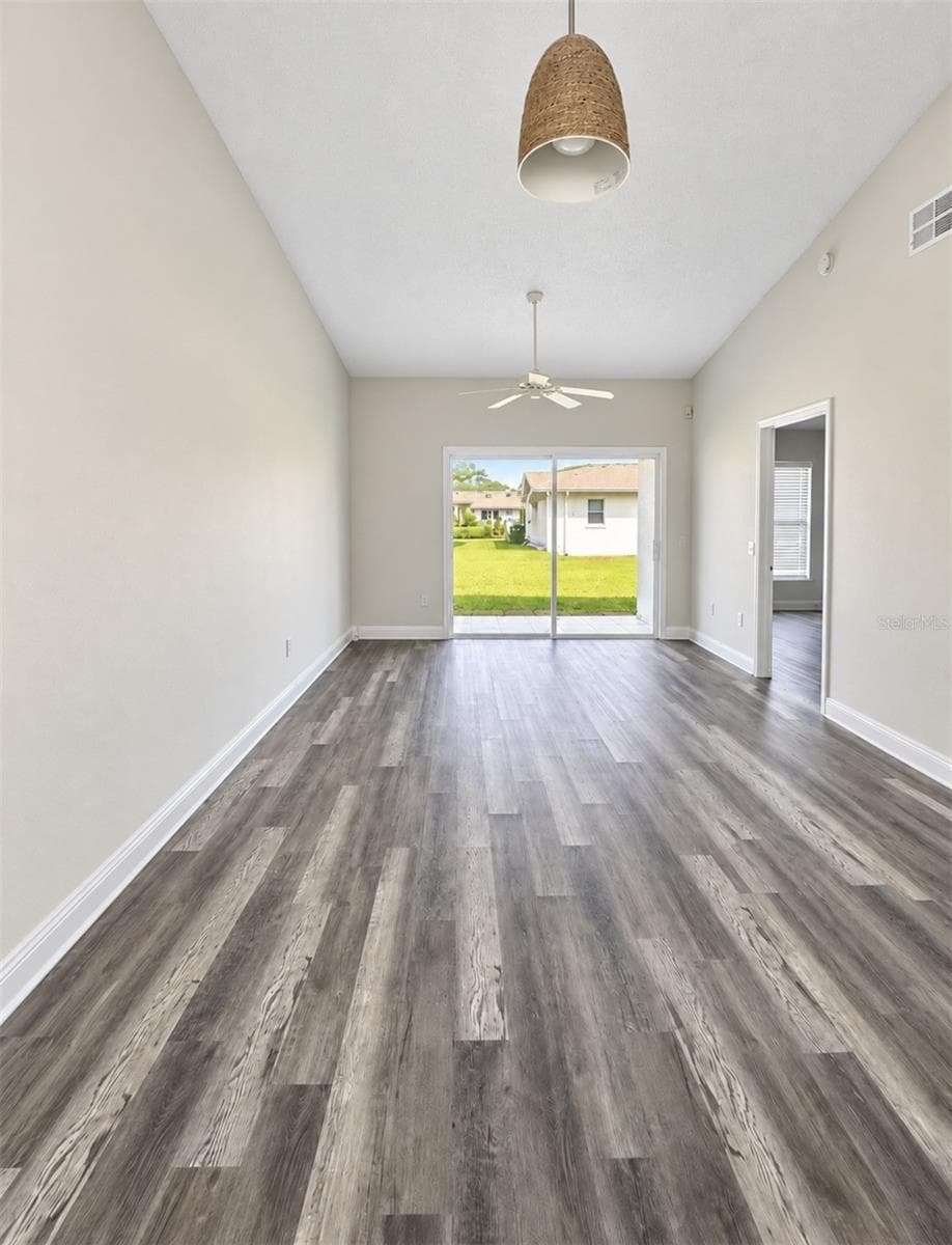 Townhouse at 1215 BAREFOOT BAY DR, ORLANDO, photo 5 of 14