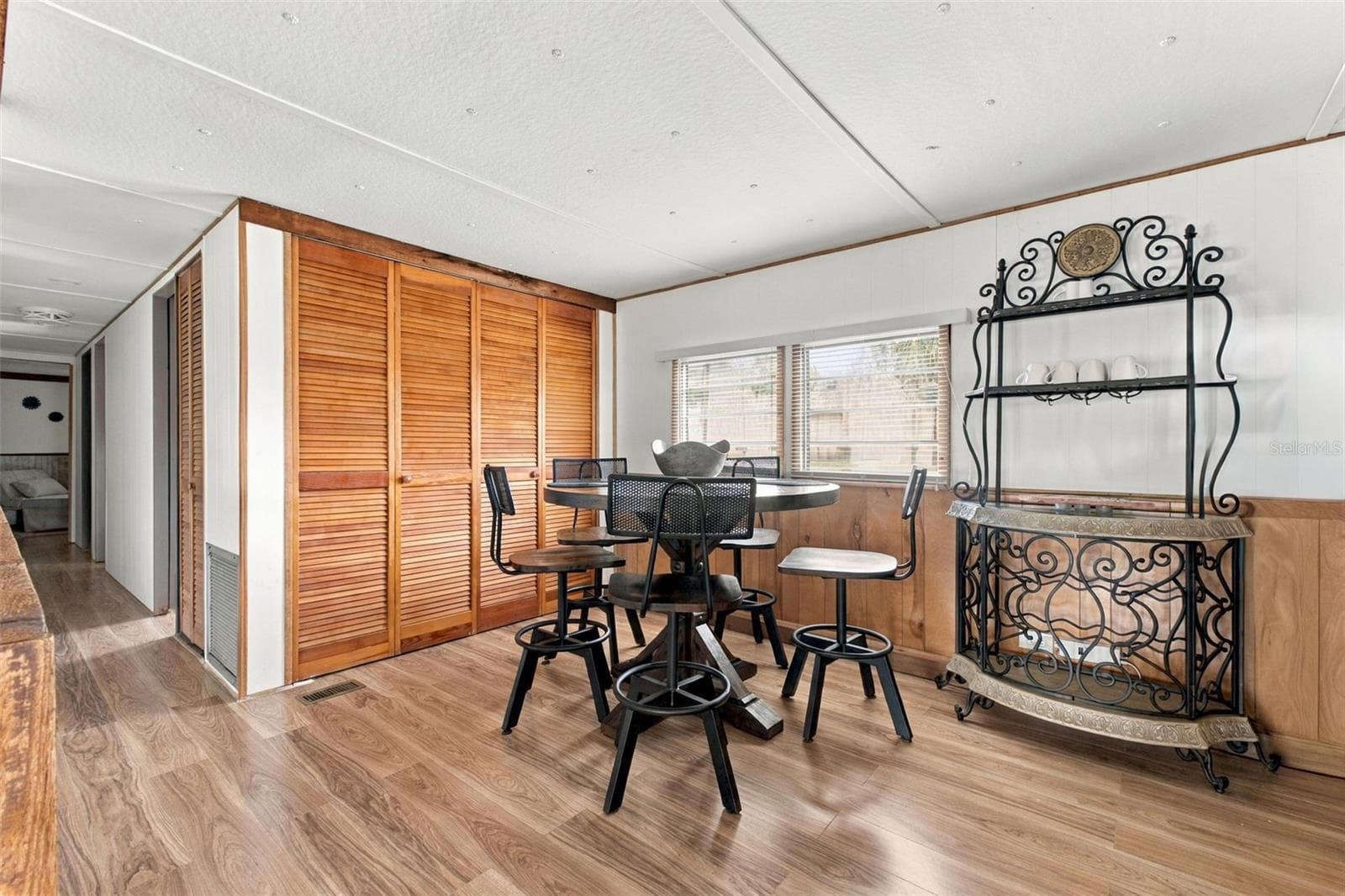Mobile Home at 752 DRIFTWOOD LN, TARPON SPRINGS, photo 13 of 35