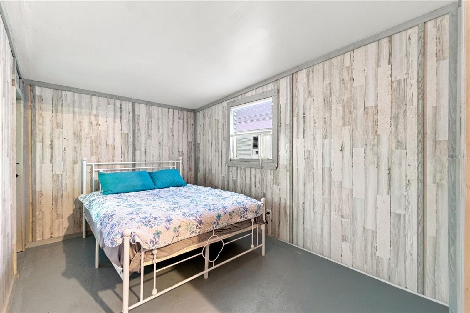 Mobile Home at 752 DRIFTWOOD LN, TARPON SPRINGS, photo 17 of 35