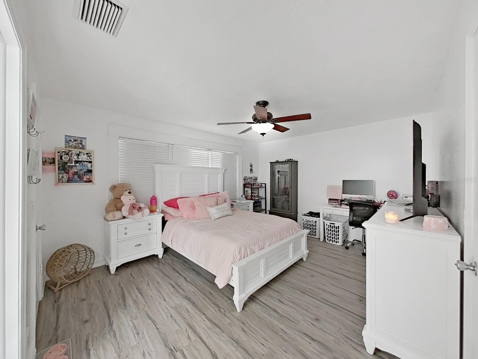 Single Family Residence at 9713 LITTLE POND WAY, TAMPA, photo 42 of 54