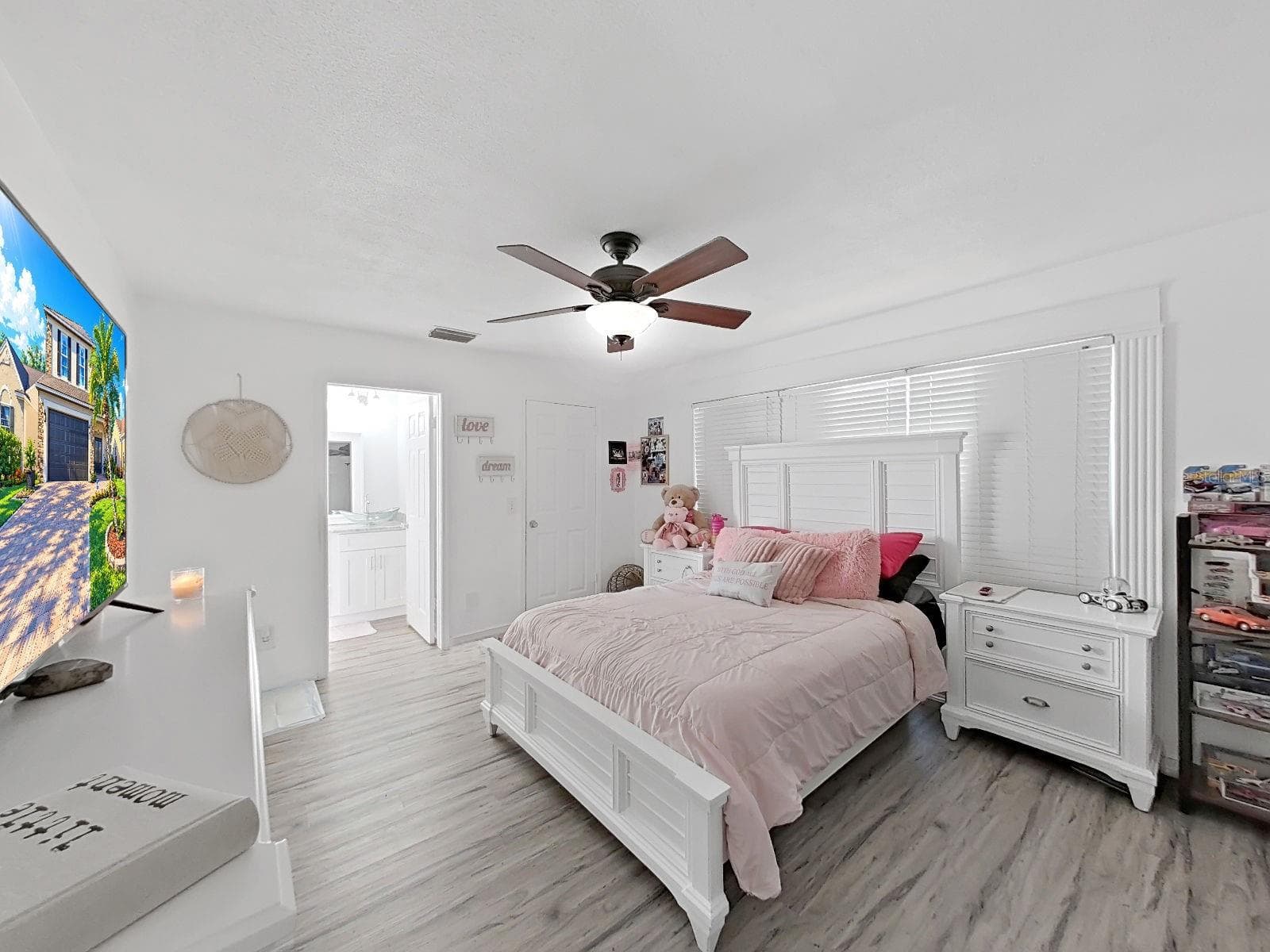 Single Family Residence at 9713 LITTLE POND WAY, TAMPA, photo 43 of 54