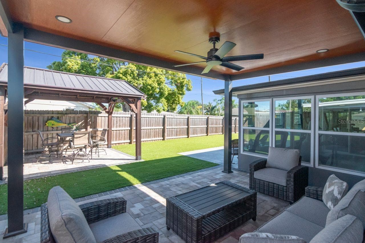 Single Family Residence at 5735 MOSAIC DR, HOLIDAY, photo 5 of 61