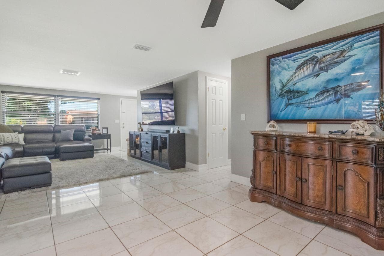 Single Family Residence at 5735 MOSAIC DR, HOLIDAY, photo 15 of 61