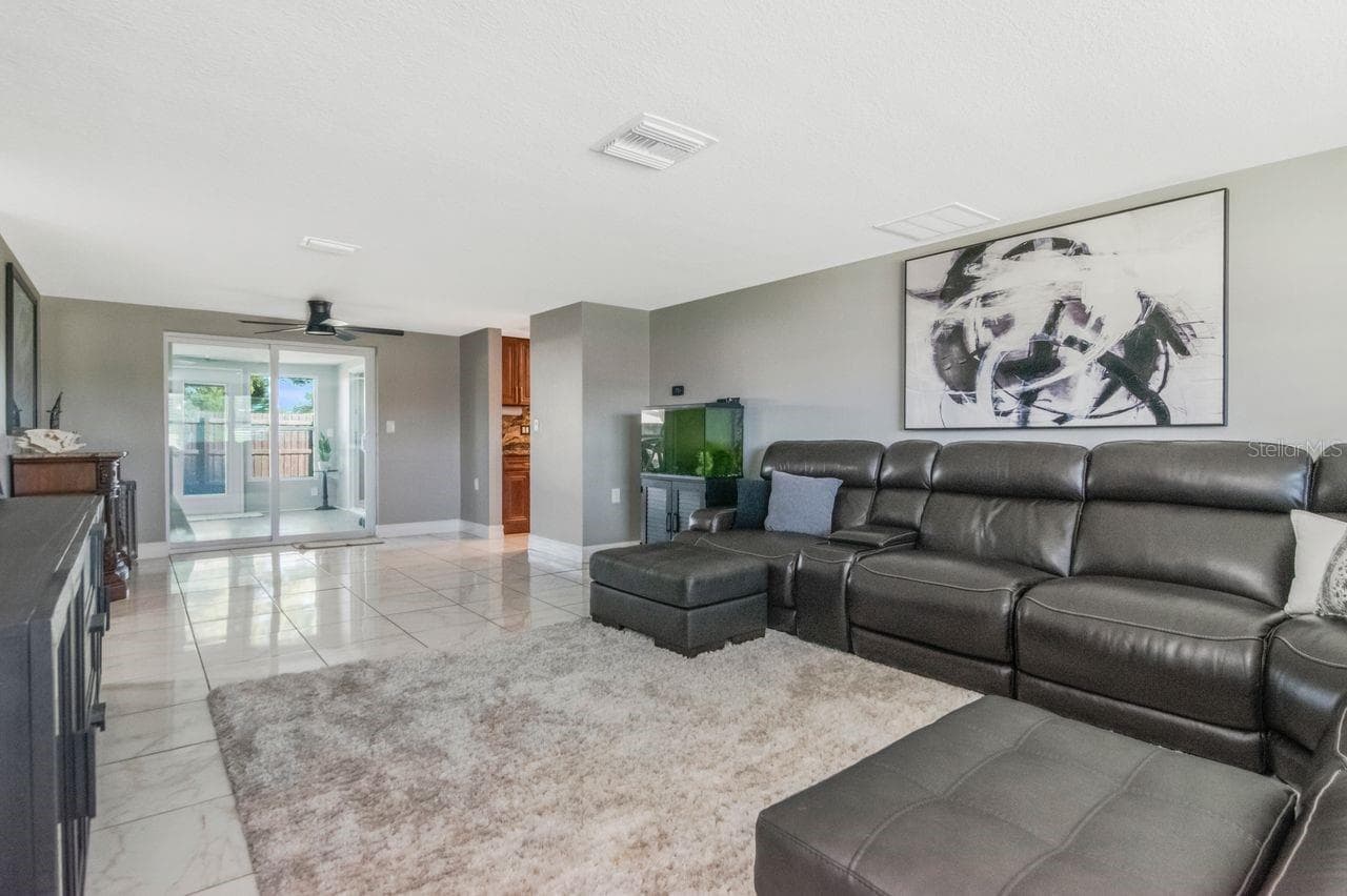Single Family Residence at 5735 MOSAIC DR, HOLIDAY, photo 33 of 61