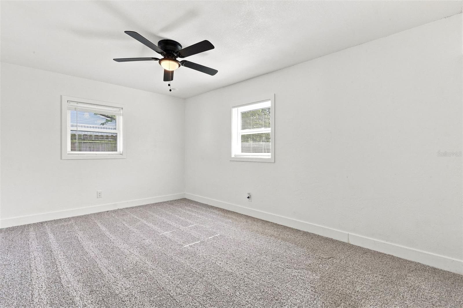 Single Family Residence at 1730 MARYLAND AVE, ORMOND BEACH, photo 27 of 32