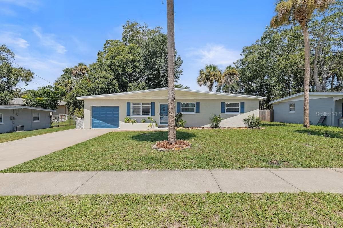 Single Family Residence at 330 SLAYTON AVE, SOUTH DAYTONA, photo 2 of 25