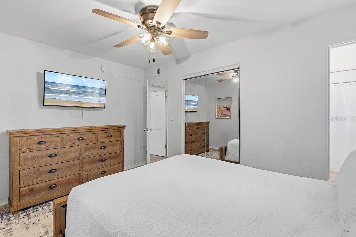 Single Family Residence at 330 SLAYTON AVE, SOUTH DAYTONA, photo 16 of 25