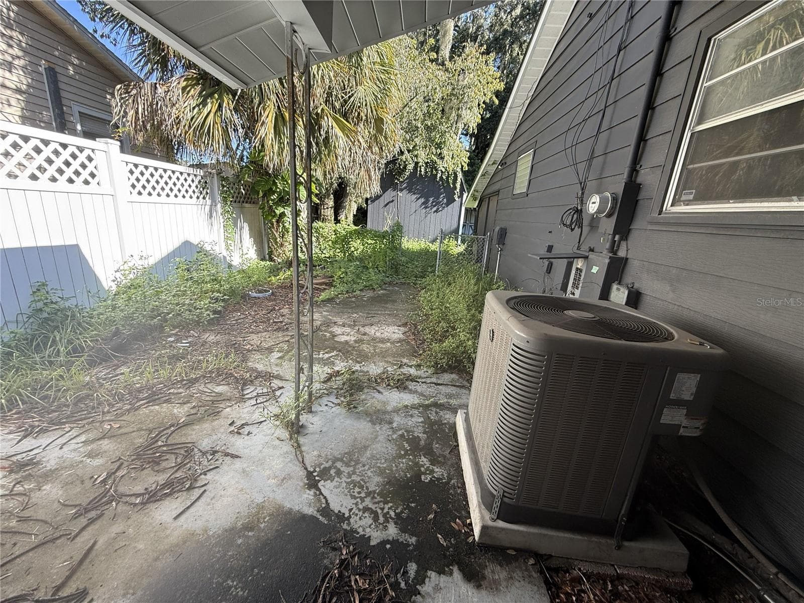 Single Family Residence at 406 E YOUNG ST, PLANT CITY, photo 4 of 19