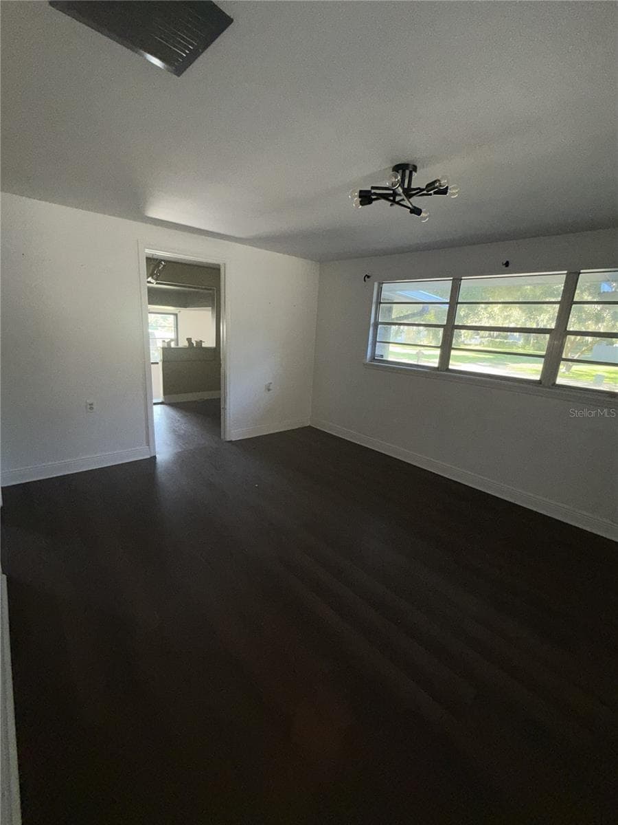 Single Family Residence at 406 E YOUNG ST, PLANT CITY, photo 12 of 19