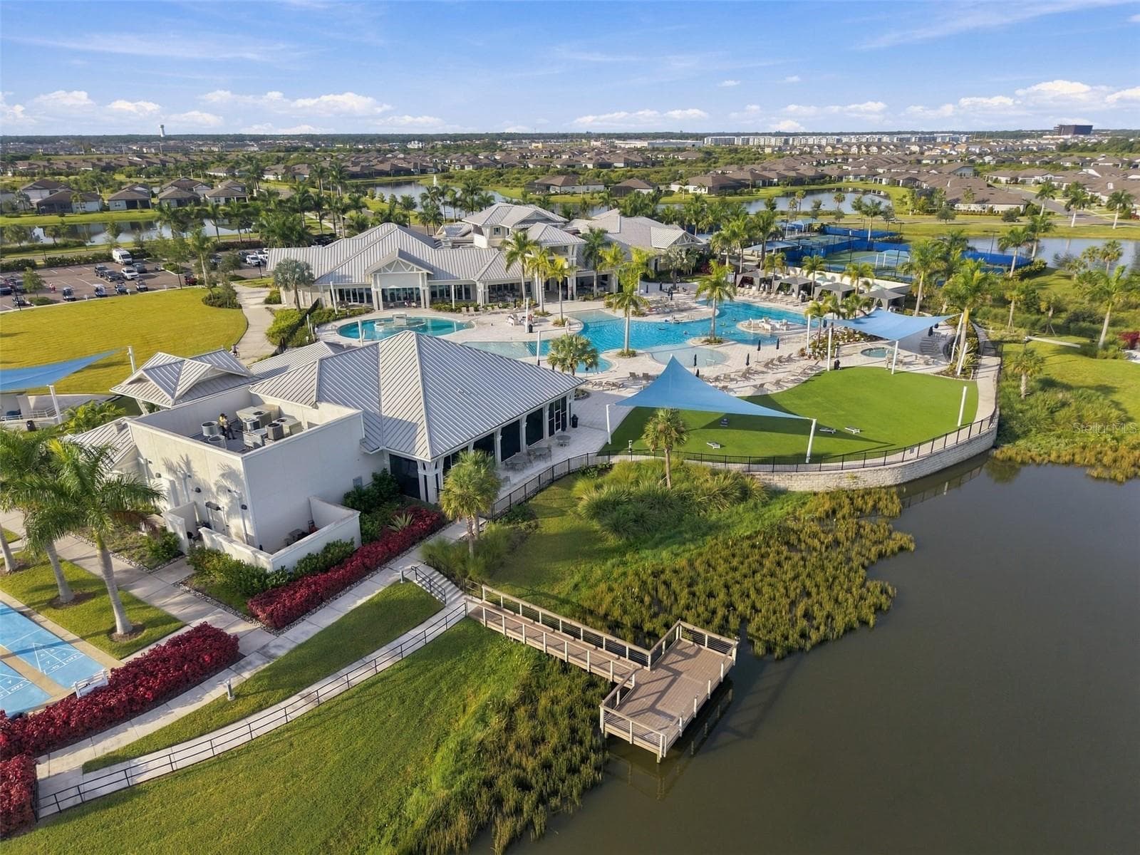 "Sailfish" screened Patio, Hot Tub, Game Green and Birdwatching Dock! - 9260 BALLASTER POINTE LOOP, PARRISH