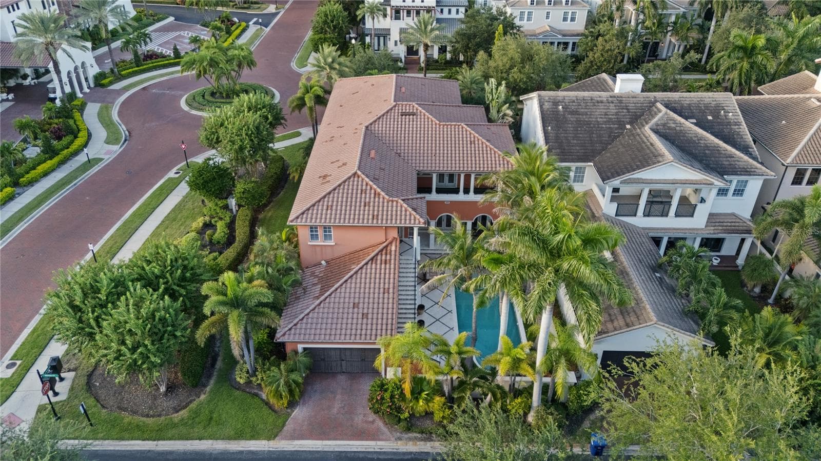 Single Family Residence at 4912 YACHT CLUB, TAMPA, photo 33 of 291